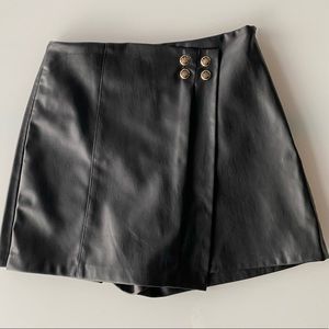 Zara vegan leather skort